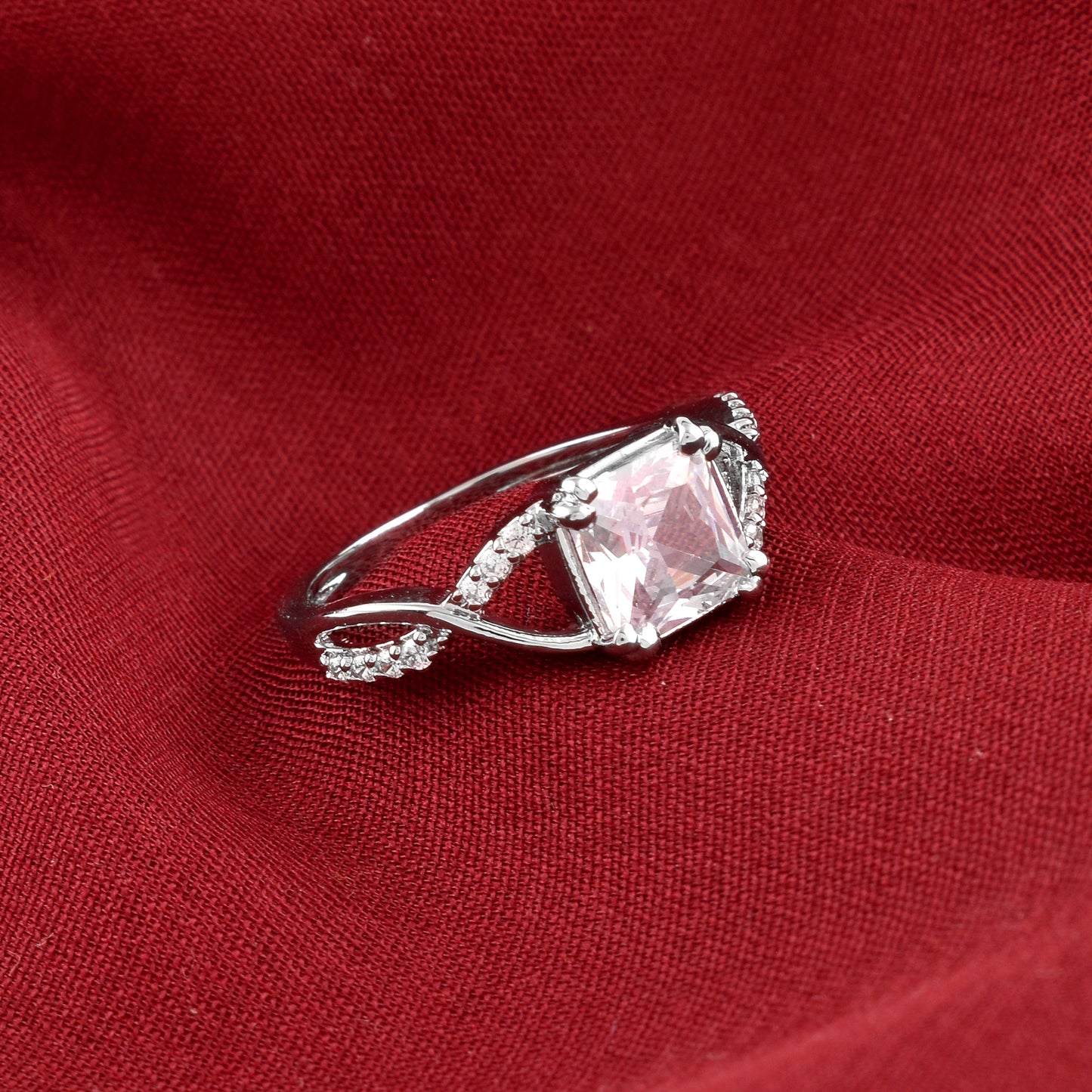 Oriana Ring With Cubic Zirconia