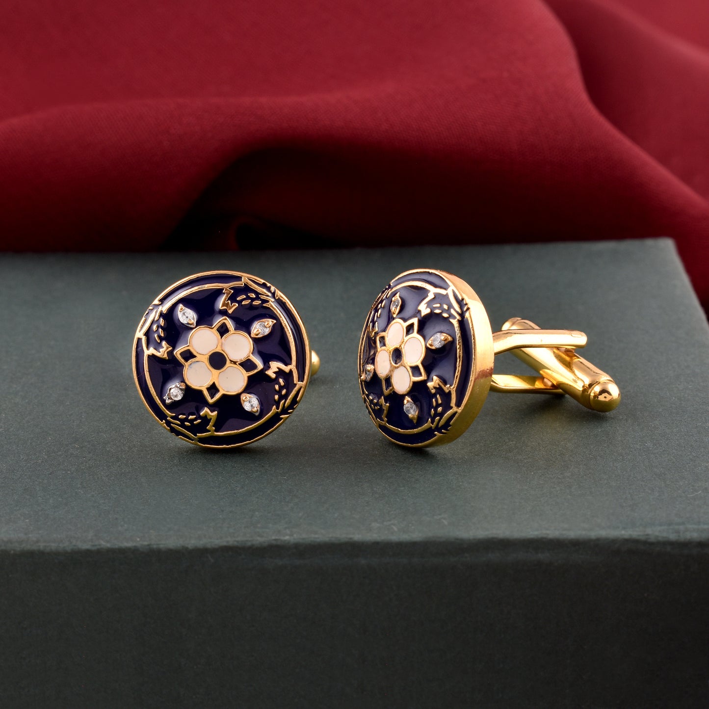 Floral cfflinks