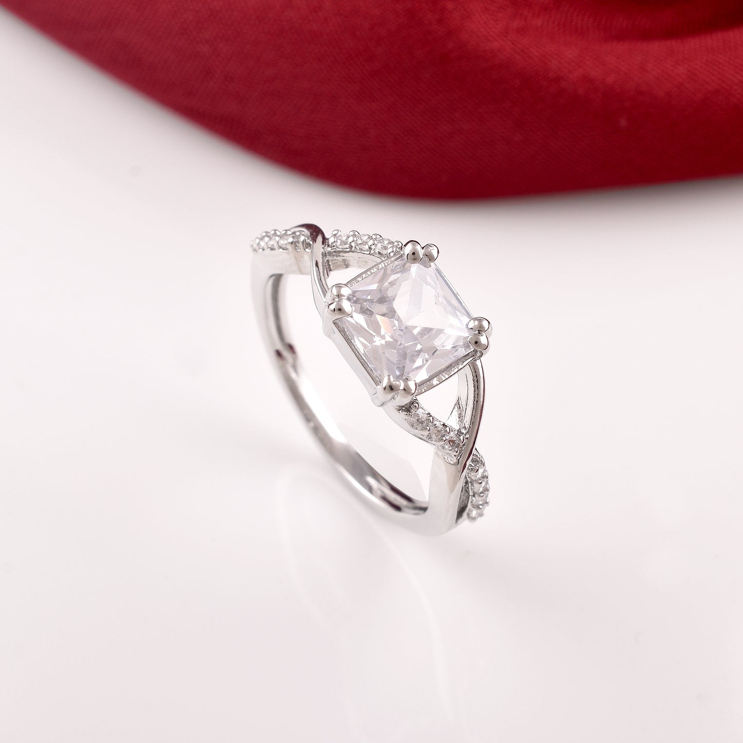 Oriana Ring With Cubic Zirconia